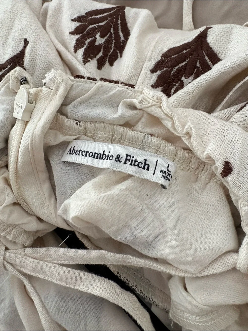 Abercrombie & Fitch lightweight abercrombie